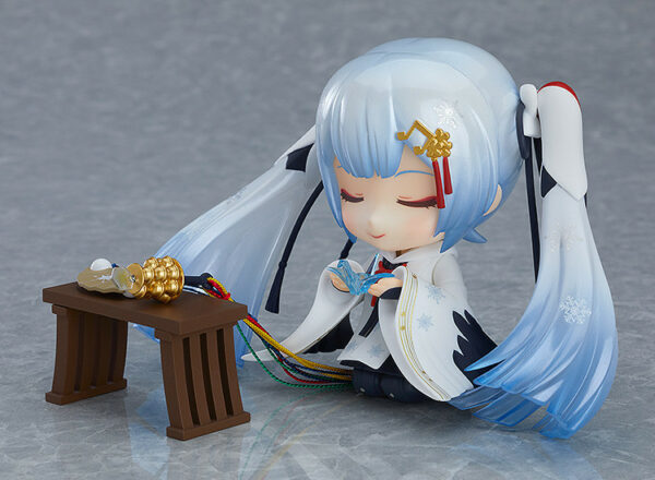 Nendoroid 850. Snow Miku: Crane Priestess Ver. Nendoroid Vocaloid