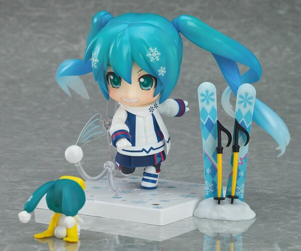 Nendoroid 570. Snow Miku: Snow Owl Ver. Vocaloid Nendoroid Vocaloid